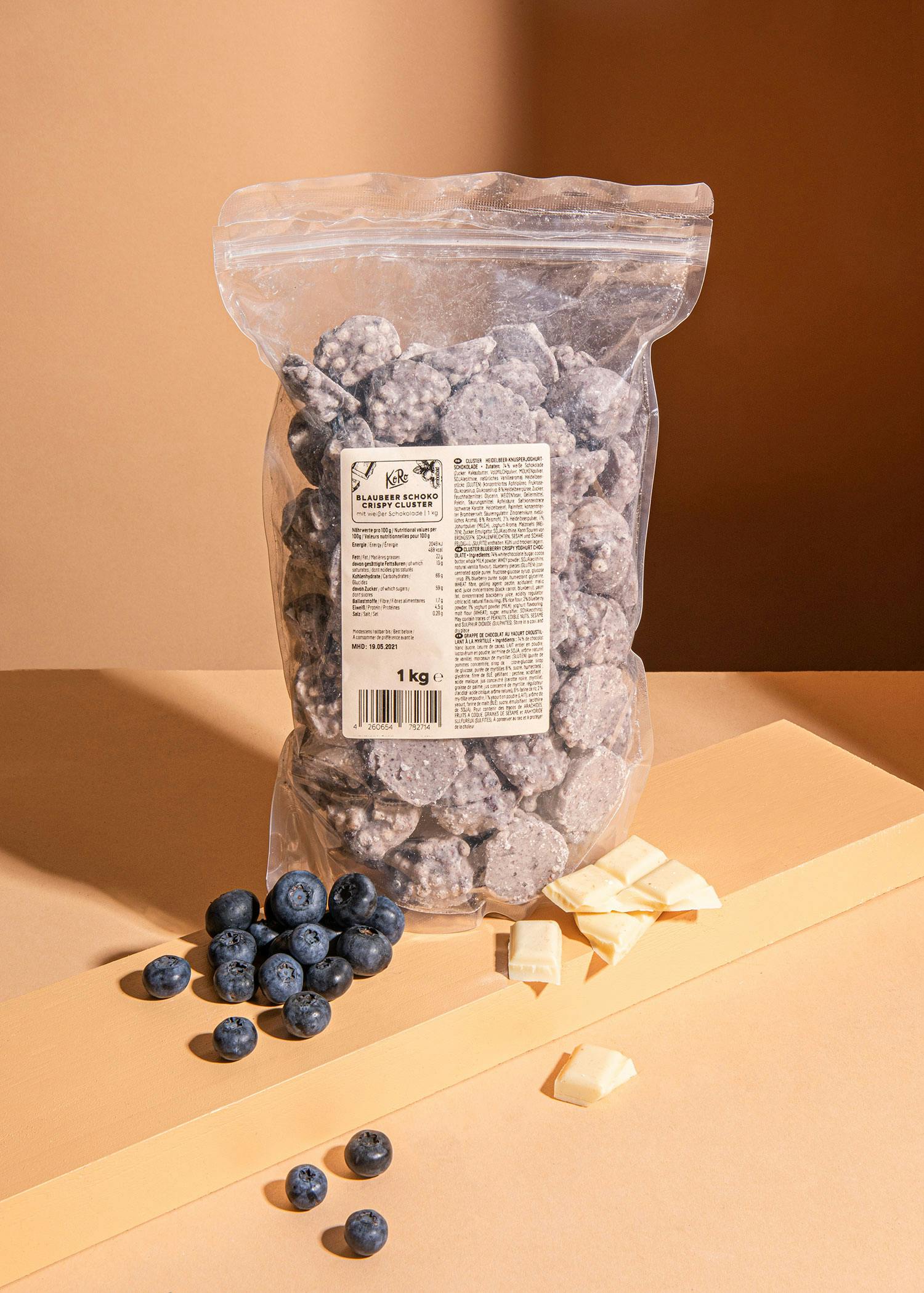 Blueberry and yogurt crispy clusters 1kg