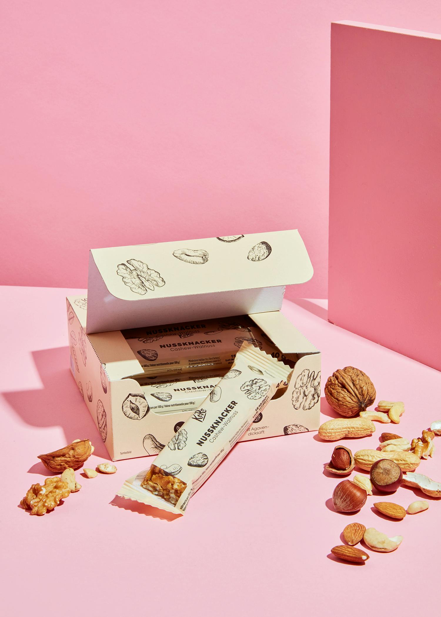 Cashew and walnut bar 12 x 40g