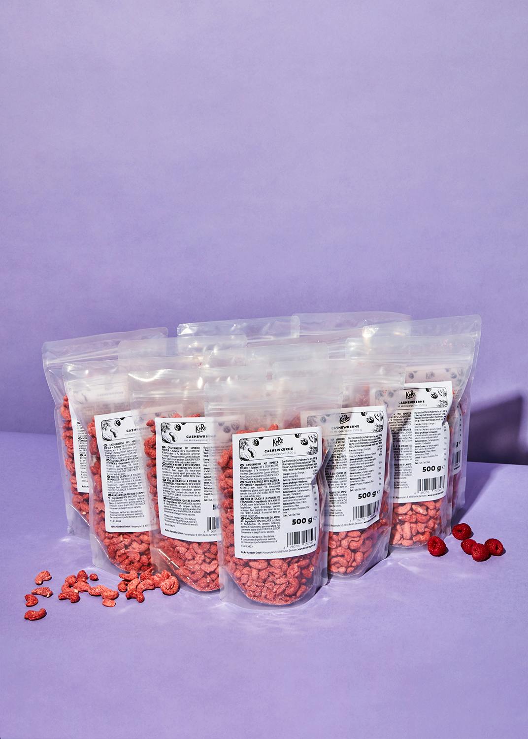 Cashews with raspberry powder 12 x 500g