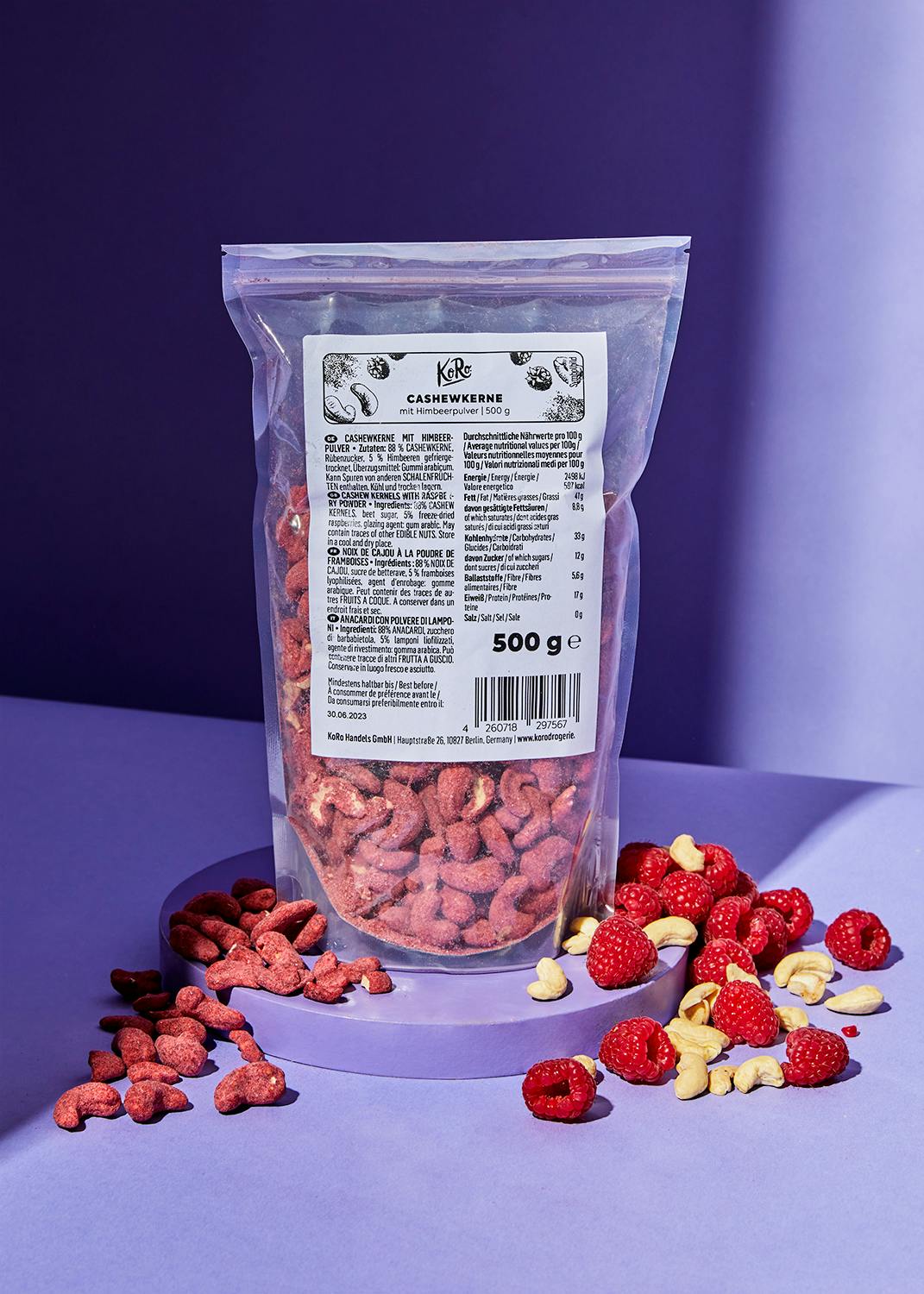 Cashews with raspberry powder 500g