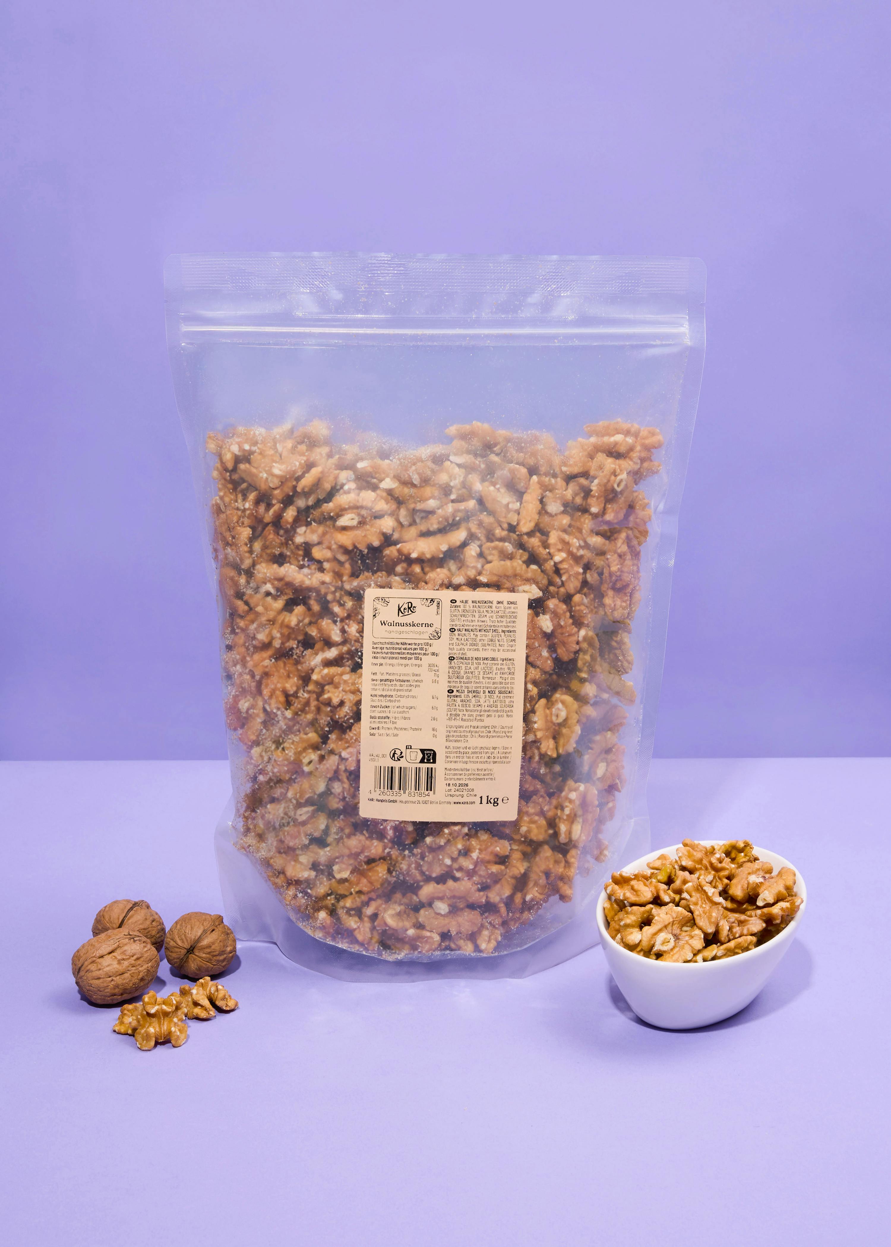 Large and extra light walnuts 1kg