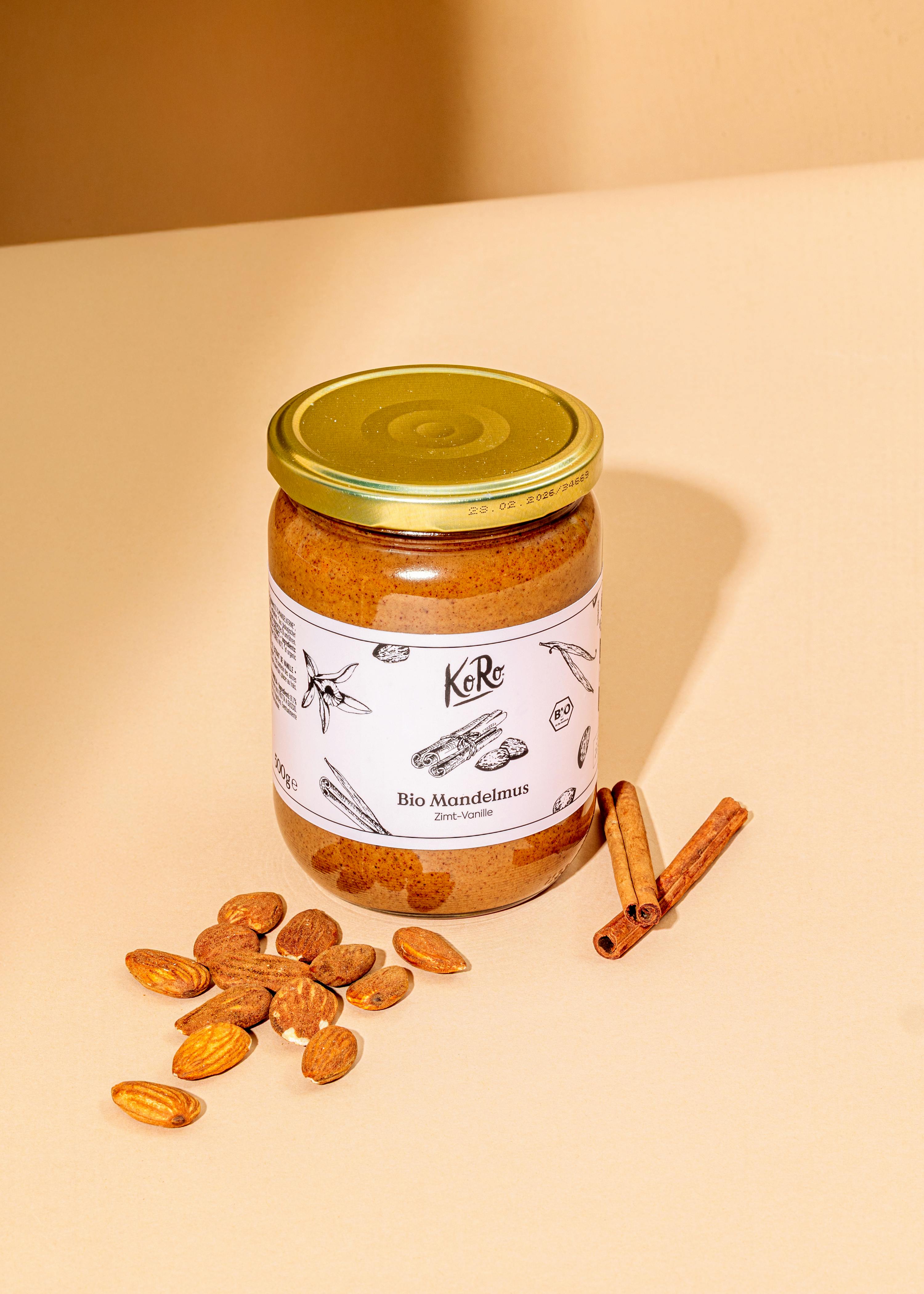 Organic almond butter with cinnamon and vanilla 500g